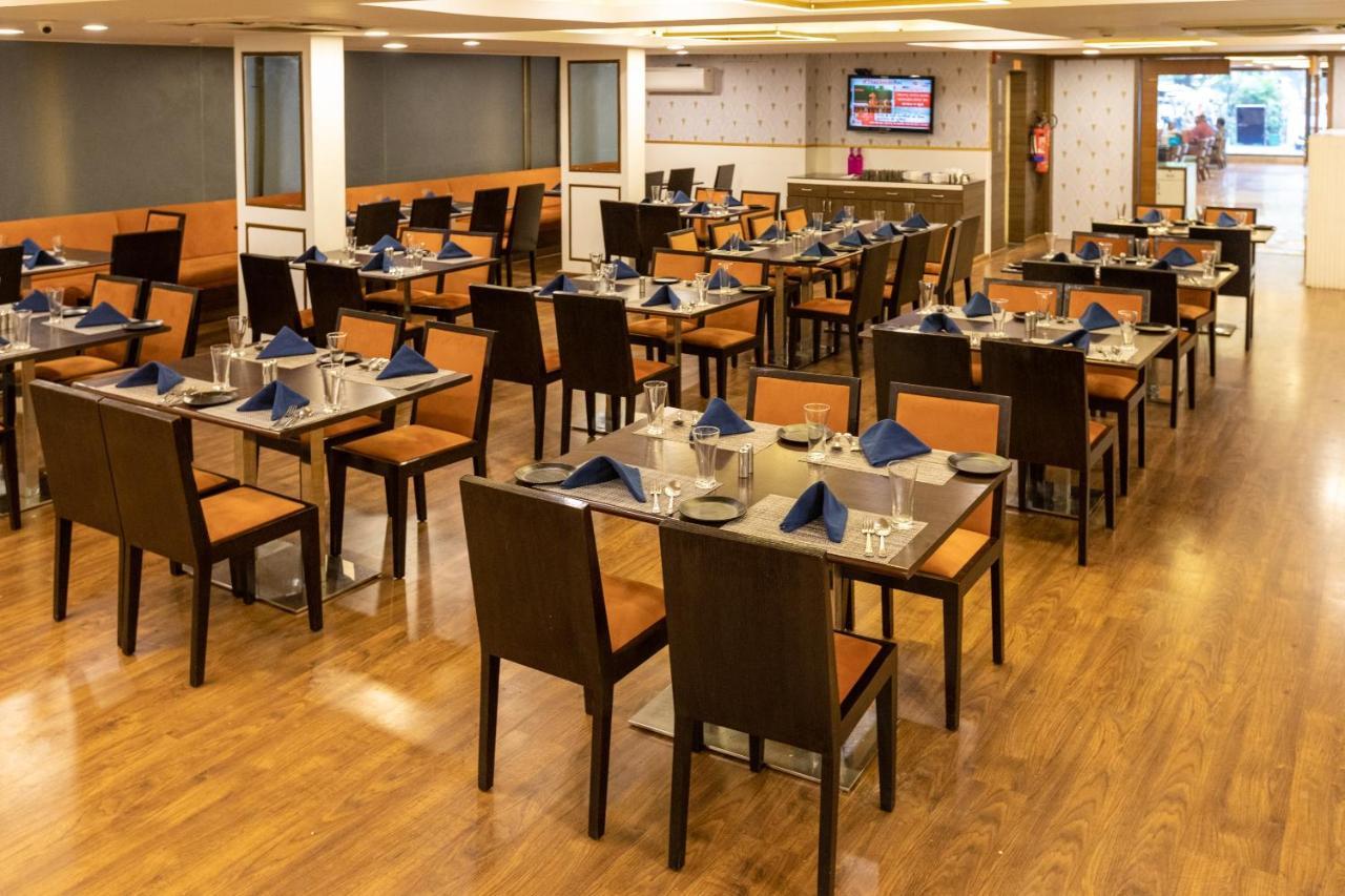 Clubhouse Nami Residency, Ahmedabad Hotell Eksteriør bilde