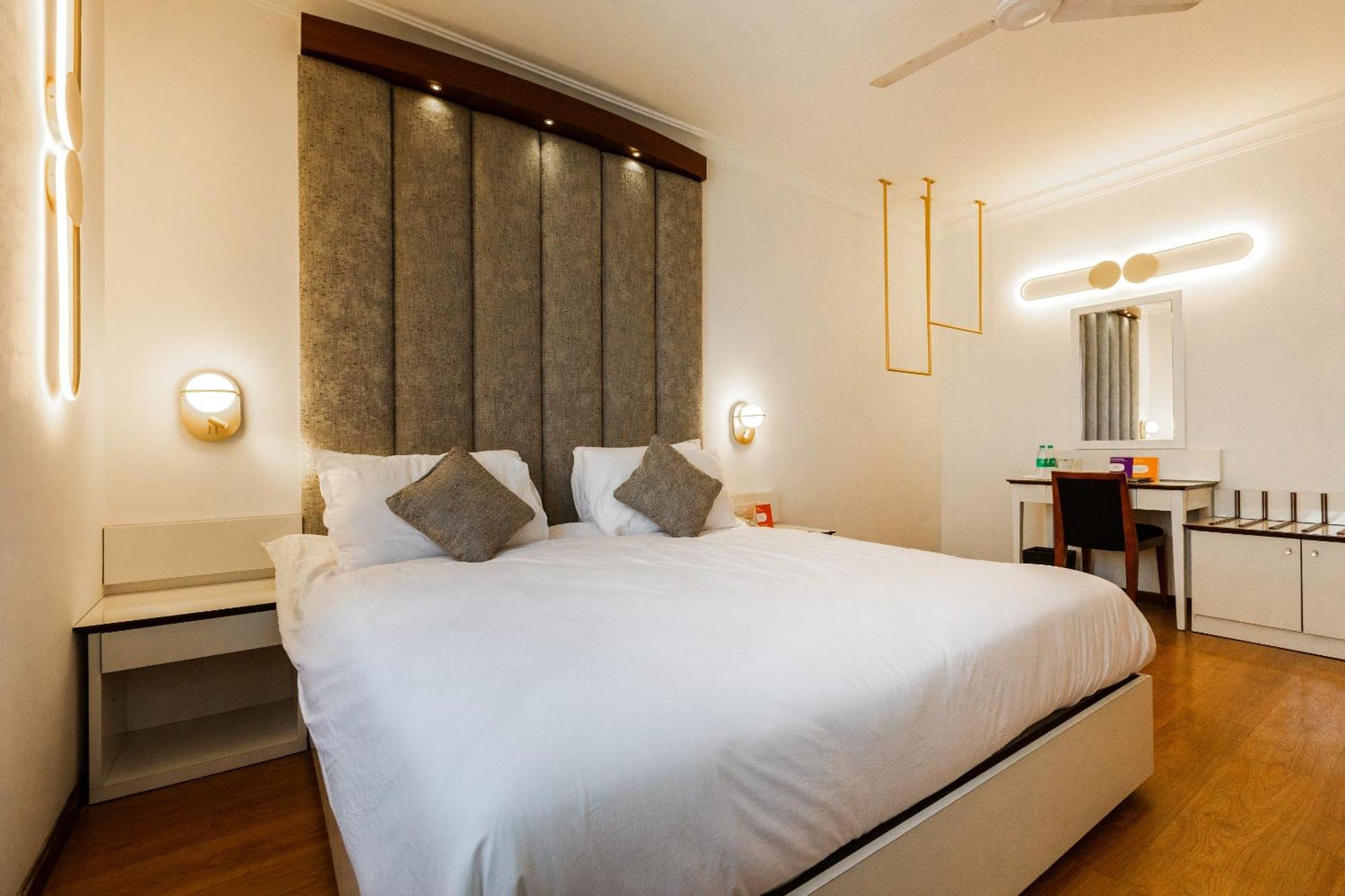 Clubhouse Nami Residency, Ahmedabad Hotell Eksteriør bilde